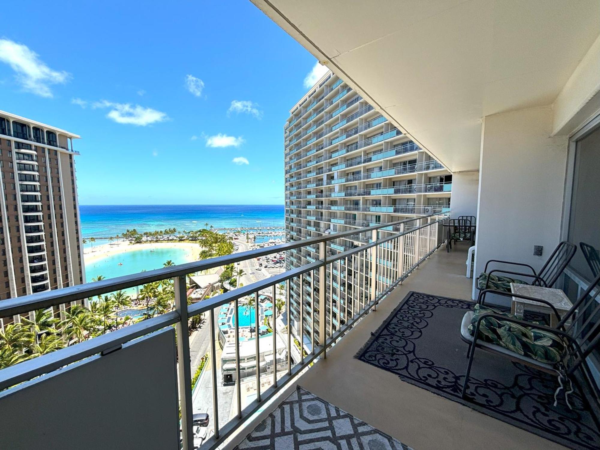 Casa de férias Ilikai Apt 1618 - Spacious 2br 2ba Unit With Stunning Ocean-lagoon View Honolulu